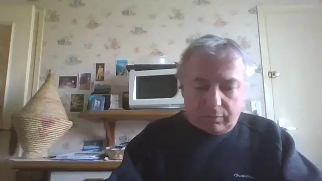 Snapshot of gegevincent chatting on 04-22-26, 11:06 gegevincent online show from 04-22-26, 11:06