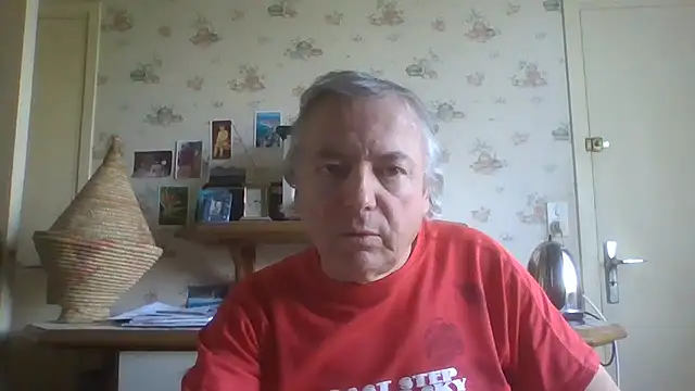 Snapshot of gegevincent chatting on 04-16-26, 12:17 gegevincent online show from 04-16-26, 12:17