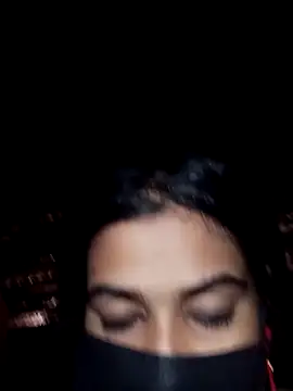 umairahaasan 1 online show from 11-12-25, 09:35