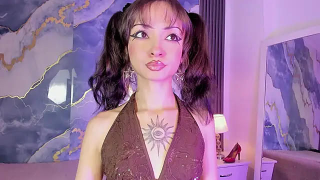 Snapshot of MaddieStark chatting on 06-27-26, 01:17 MaddieStark online show from 06-27-26, 01:17
