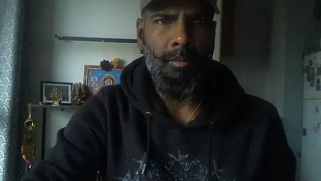 frenchblackc31 online show from 11-08-25, 08:29