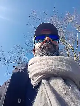 frenchblackc31 online show from 03-01-26, 10:37