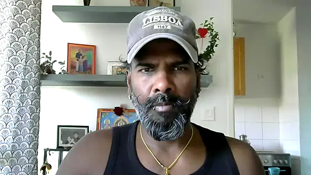 frenchblackc31 online show from 05-25-26, 02:27