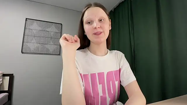 Snapshot of vertul1ana chatting on 05-19-26, 09:55 vertul1ana online show from 05-19-26, 09:55