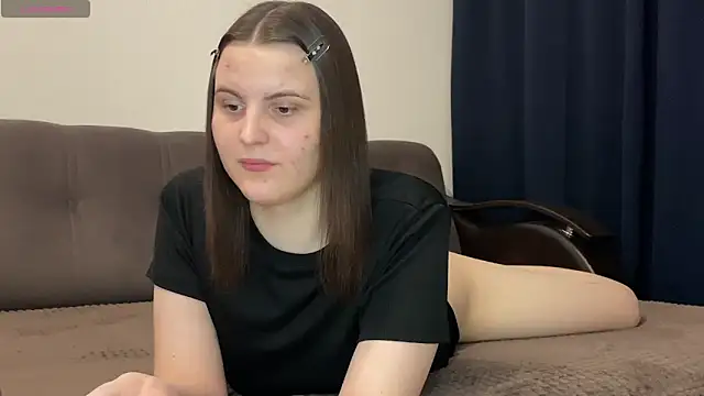 Snapshot of vertul1ana chatting on 10-05-25, 11:17 vertul1ana online show from 10-05-25, 11:17