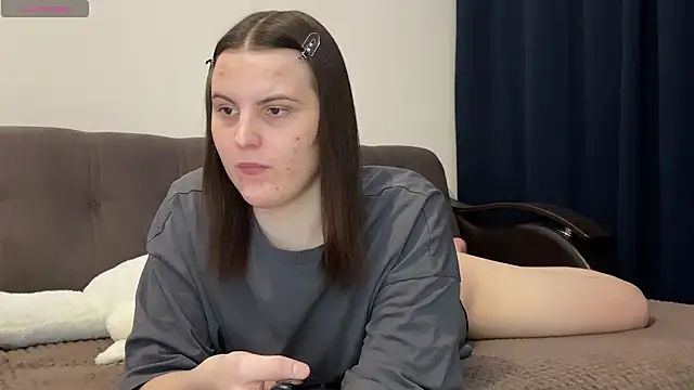 Snapshot of vertul1ana chatting on 10-03-25, 06:53 vertul1ana online show from 10-03-25, 06:53