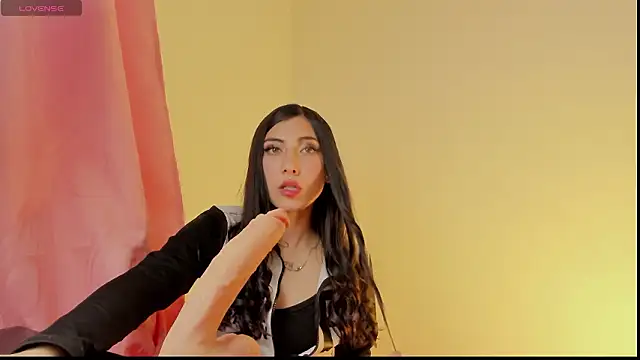 Snapshot of Alanaloiiss_ chatting on 02-28-26, 02:55 Alanaloiiss online show from 02-28-26, 02:55