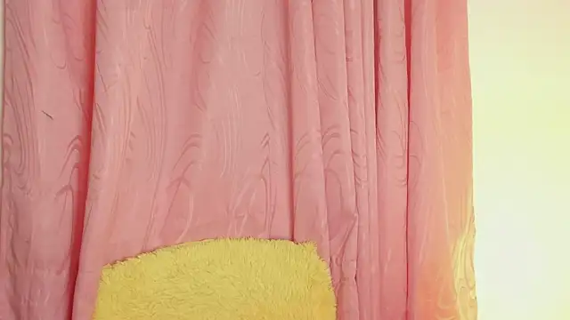 Alanaloiiss  online show from 04-01-26, 04:25