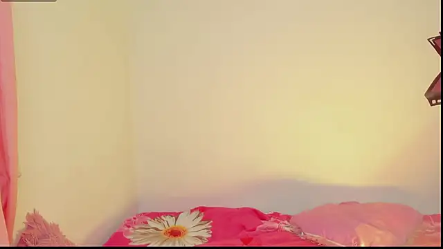 Snapshot of Alanaloiiss_ chatting on 02-20-26, 05:59 Alanaloiiss online show from 02-20-26, 05:59