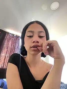 jadee8 online show from 02-04-26, 05:08