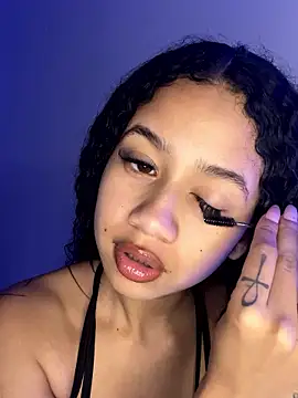 jadee8 online show from 01-10-26, 11:55