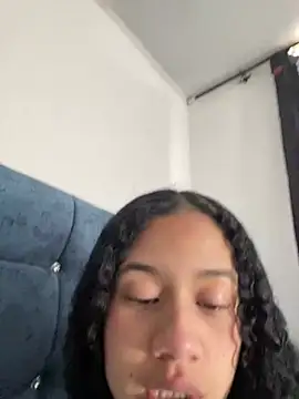 jadee8 online show from 04-30-26, 07:21