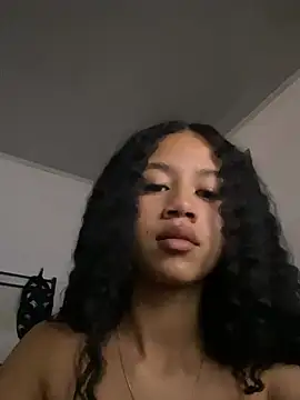 Snapshot of jadee8 chatting on 07-12-26, 09:04 jadee8 online show from 07-12-26, 09:04