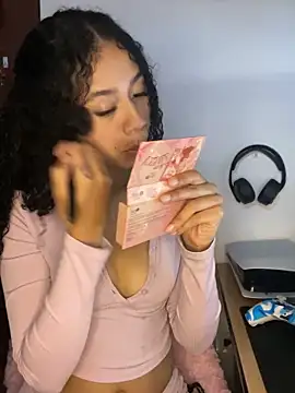 jadee8 online show from 03-07-26, 05:40