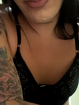 Sweet vicky hot online show from 10-31-25, 05:09