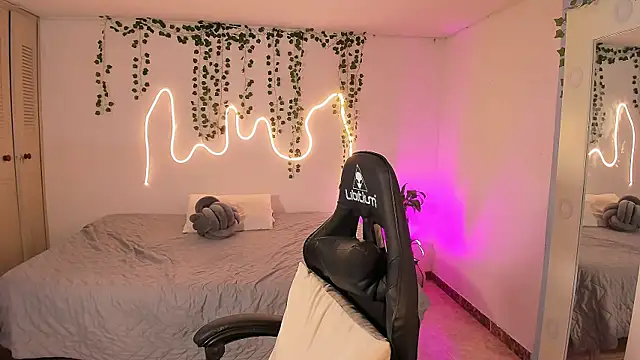 sara doll77 online show from 11-14-25, 09:29