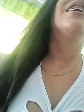 Snapshot of cala_borhan chatting on 10-17-25, 08:10 cala borhan online show from 10-17-25, 08:10