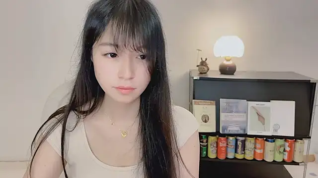 Snapshot of Onechestnut chatting on 05-31-26, 09:15 Onechestnut online show from 05-31-26, 09:15