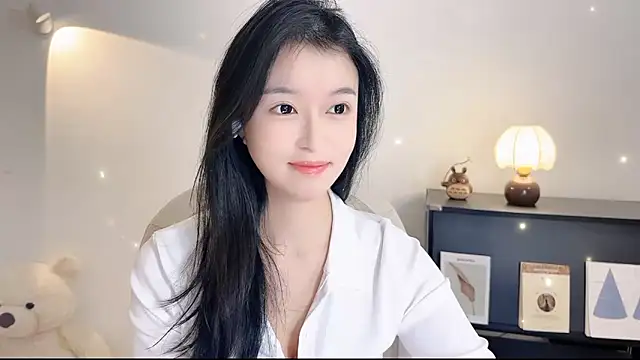 Onechestnut online show from 11-05-25, 06:16