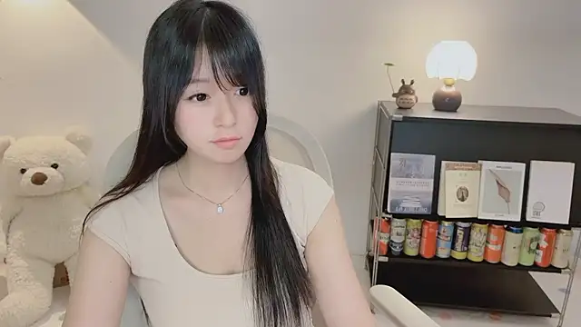 Snapshot of Onechestnut chatting on 06-08-26, 03:12 Onechestnut online show from 06-08-26, 03:12