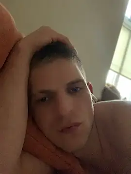 macho1347 online show from 04-12-26, 05:22