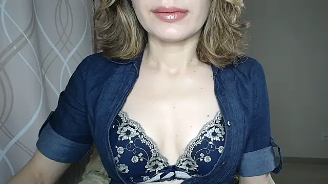 miss  Sophie online show from 11-28-25, 10:04