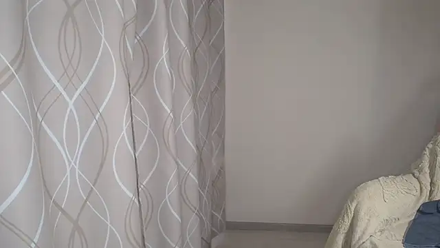 miss  Sophie online show from 12-14-25, 10:43