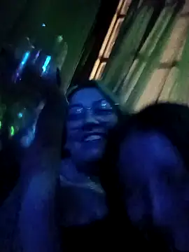 Dulcedeanis online show from 11-18-25, 05:33