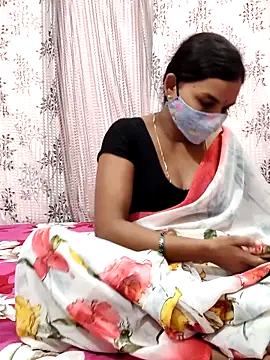 Lalitha-1995 online show from 09-14-25, 04:07
