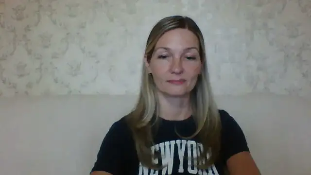 sweetriki online show from 06-17-26, 05:34