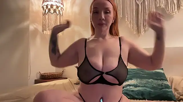 MarlaRed online show from 03-03-26, 04:52