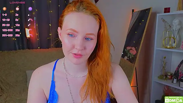 Snapshot of JoyceJones chatting on 02-07-26, 08:39 JoyceJones online show from 02-07-26, 08:39