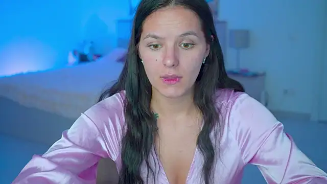 Snapshot of EwelynScott chatting on 09-10-25, 04:00 EwelynScott online show from 09-10-25, 04:00