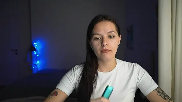 EwelynScott online show from 11-24-25, 03:12