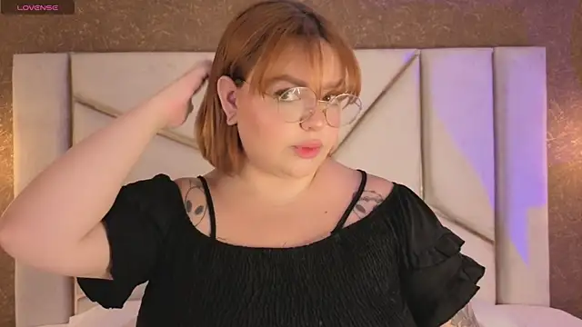 Snapshot of Miiss_Bubble chatting on 09-22-25, 07:53 Miiss Bubble online show from 09-22-25, 07:53