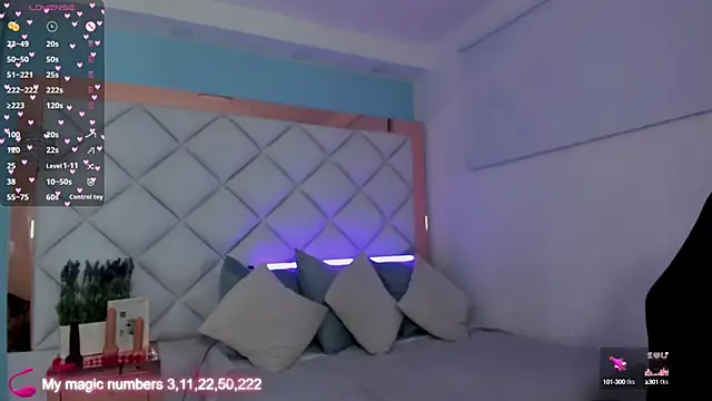 molly gomezz online show from 09-25-25, 10:16
