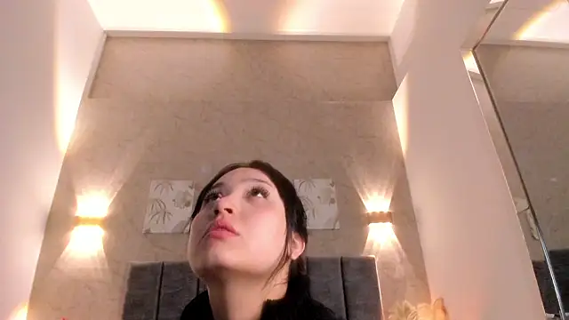 Lunaa bellaa online show from 03-24-26, 07:47