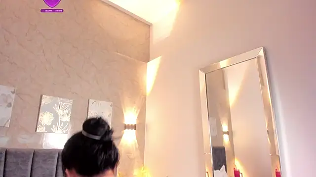 Snapshot of Lunaa_bellaa chatting on 09-19-25, 08:02 Lunaa bellaa online show from 09-19-25, 08:02