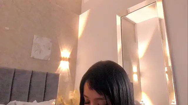 Lunaa bellaa online show from 02-05-26, 07:53