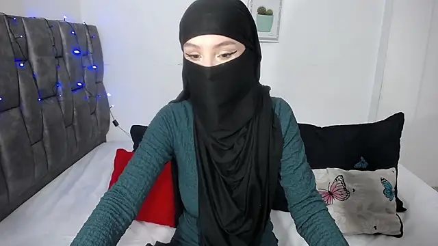   Nahia online show from 10-21-25, 02:16