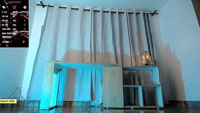 JULLIAN  online show from 10-07-25, 06:03