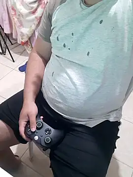 Urso Nerd online show from 12-19-25, 12:25