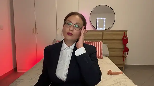Snapshot of UnderWunder chatting on 07-04-26, 04:33 UnderWunder online show from 07-04-26, 04:33