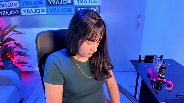Dhaniela Naugthy online show from 09-30-25, 07:42