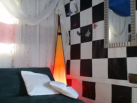 kendraof online show from 09-26-25, 05:20