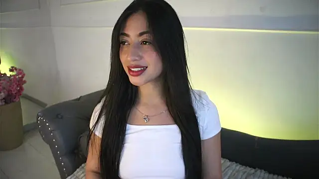 charlotterusso online show from 07-11-26, 01:22
