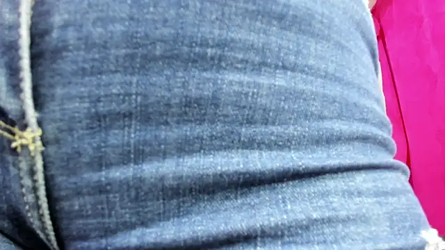 Snapshot of Mindy_19 chatting on 11-29-25, 10:59 Mindy 19 online show from 11-29-25, 10:59