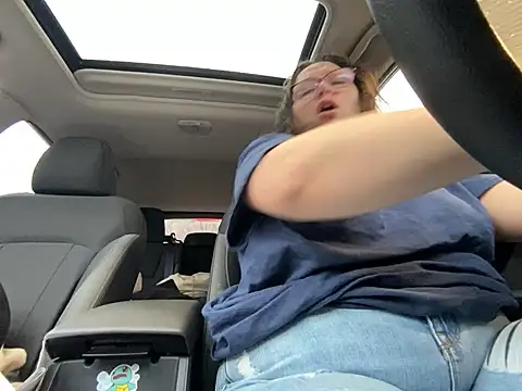 GirlSquirt online show from 12-19-25, 04:31