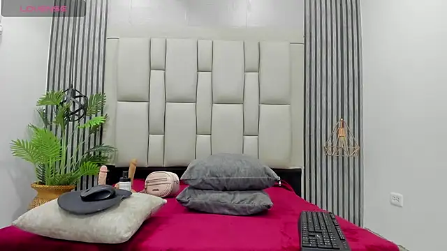 bryonycutee online show from 11-06-25, 01:04