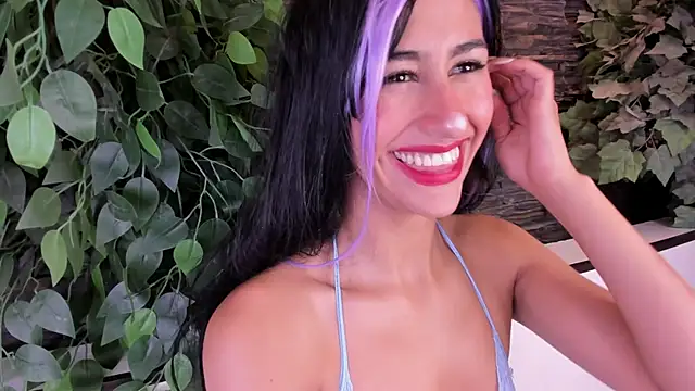 miss   taylor online show from 09-29-25, 06:13